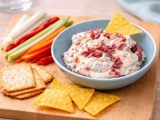 Salami Frischkäse Dip – schneller Dip mit PICK Salami
